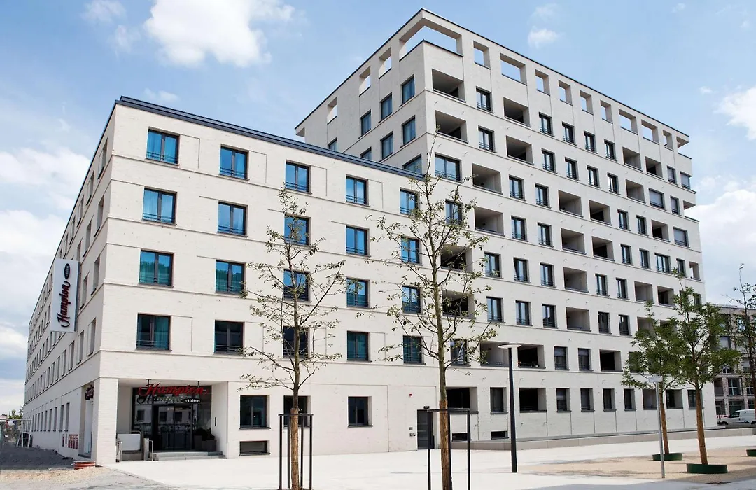 Hampton By Hilton Regensburg-1