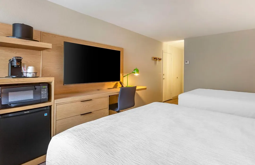 Best Western Plus Butte Plaza Inn-1