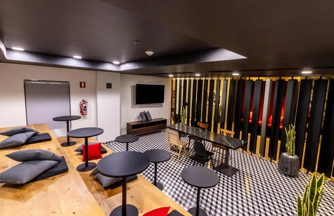 Ibis Tijuana-1