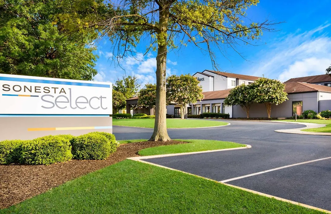 Sonesta Select Philadelphia Airport-1