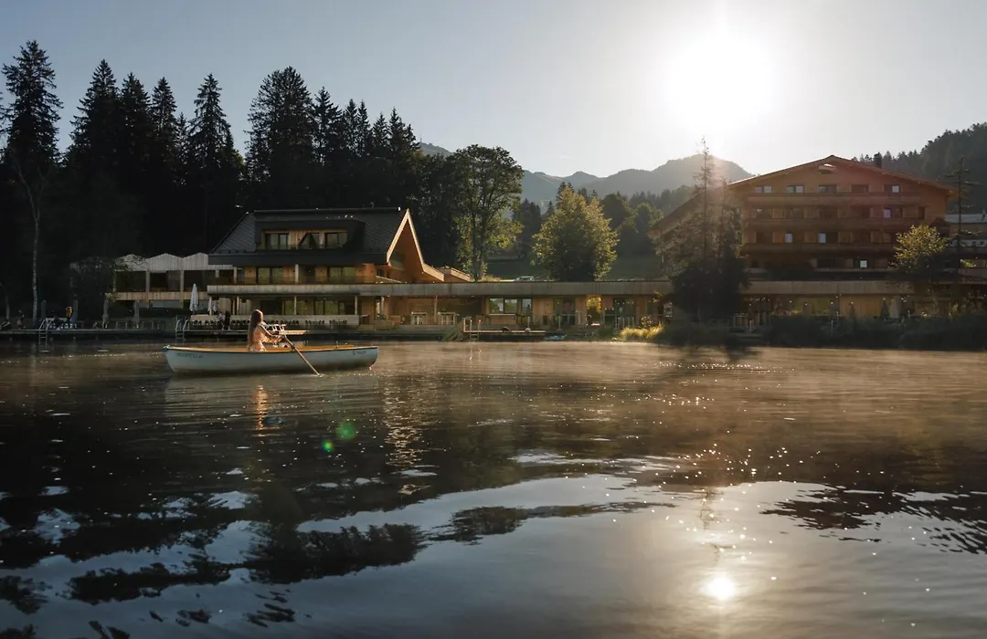 Alpenhotel Kitzbuehel Am Schwarzsee-1