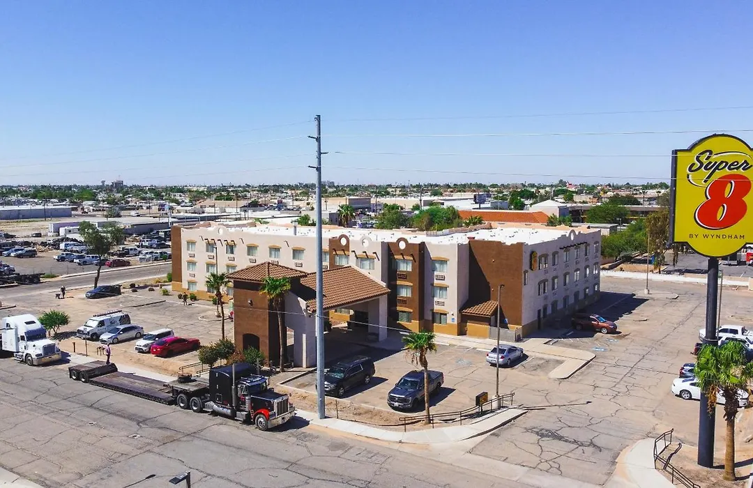 Super 8 By Wyndham Yuma-1