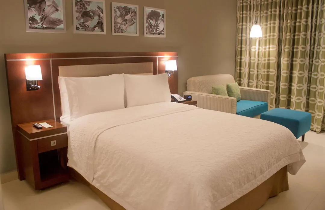 Hampton Inn By Hilton Merida-1