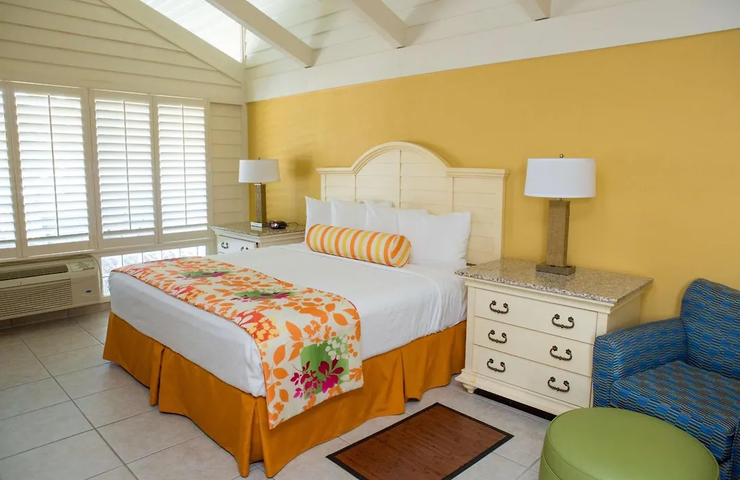 Best Western Plus Yacht Harbor Inn-1
