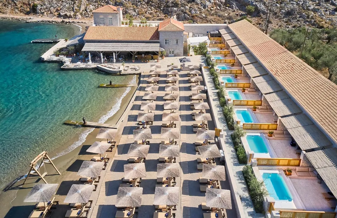 Mandraki Beach Resort-1