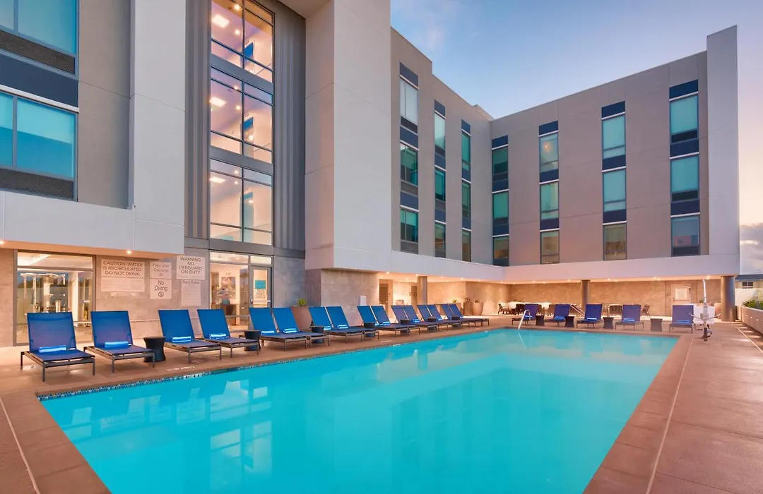 Hampton Inn & Suites Anaheim Resort Convention Center-1