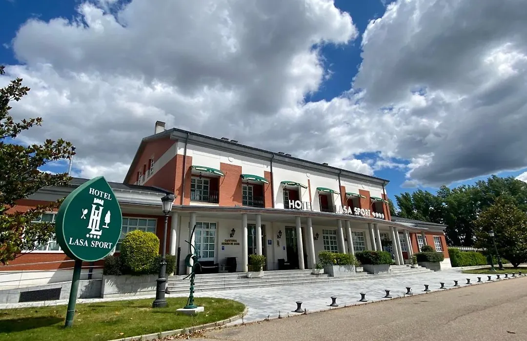 Hotel Lasa Sport-1