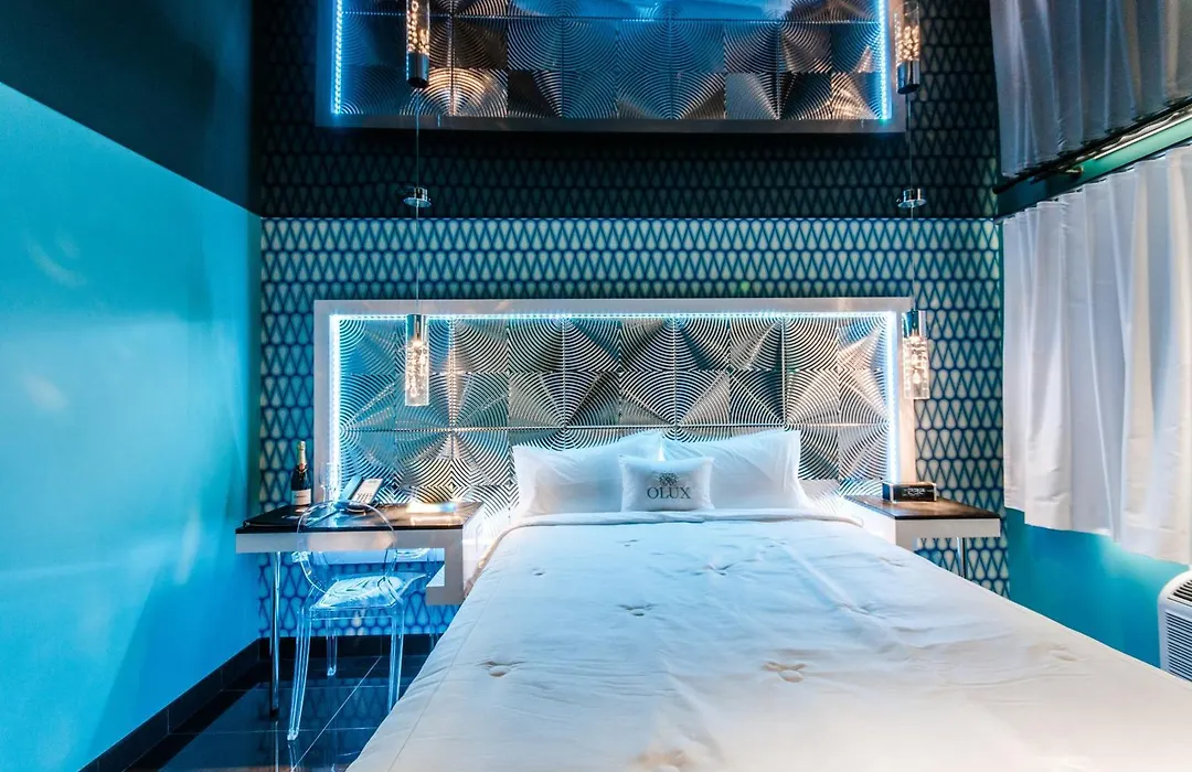 Olux Hotel-Motel-Suites-1
