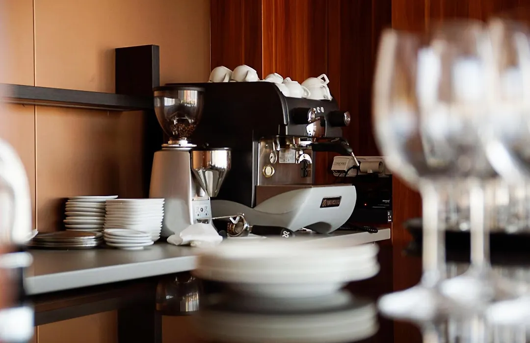 Hotel Avance-1