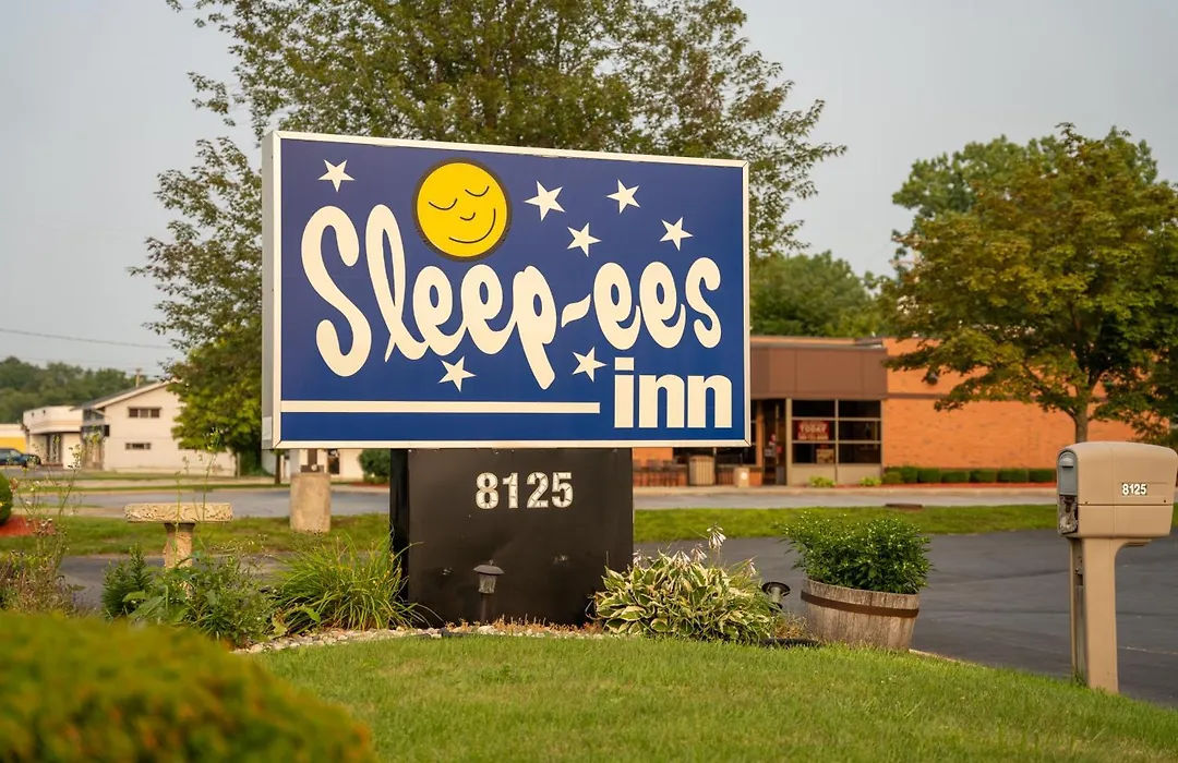 Sleep-Ees Inn, Saginaw & Frankenmuth-1