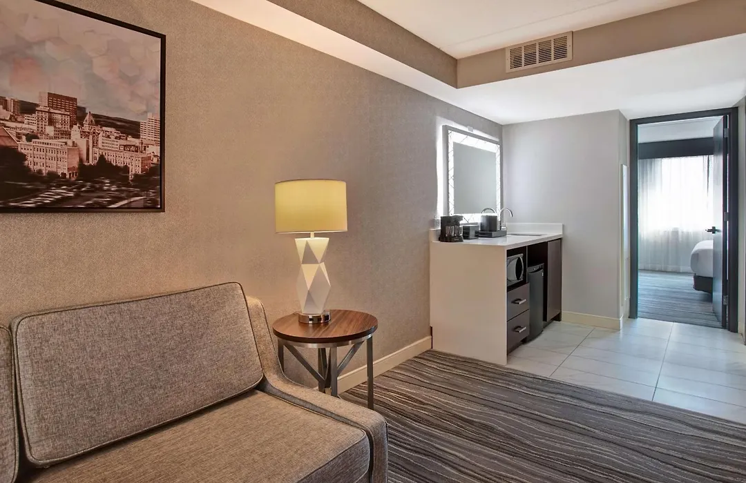 Embassy Suites Syracuse-1