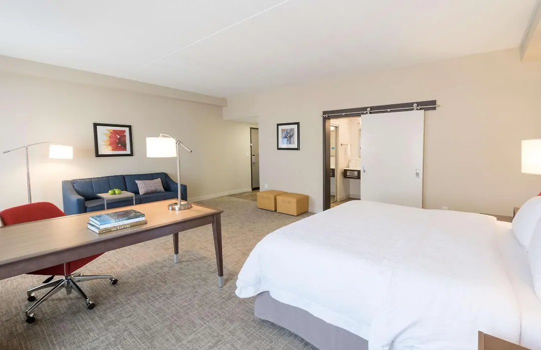 Hampton Inn & Suites Tulsa Downtown, Ok-1