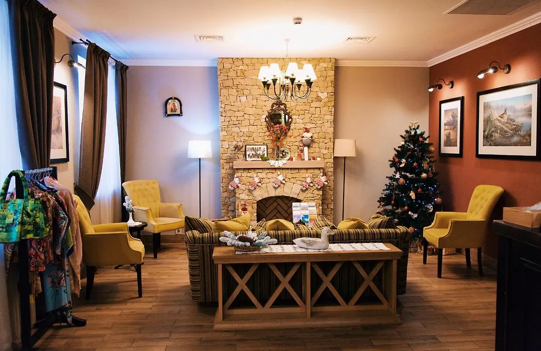 Premier Hotel Pochaiv-1
