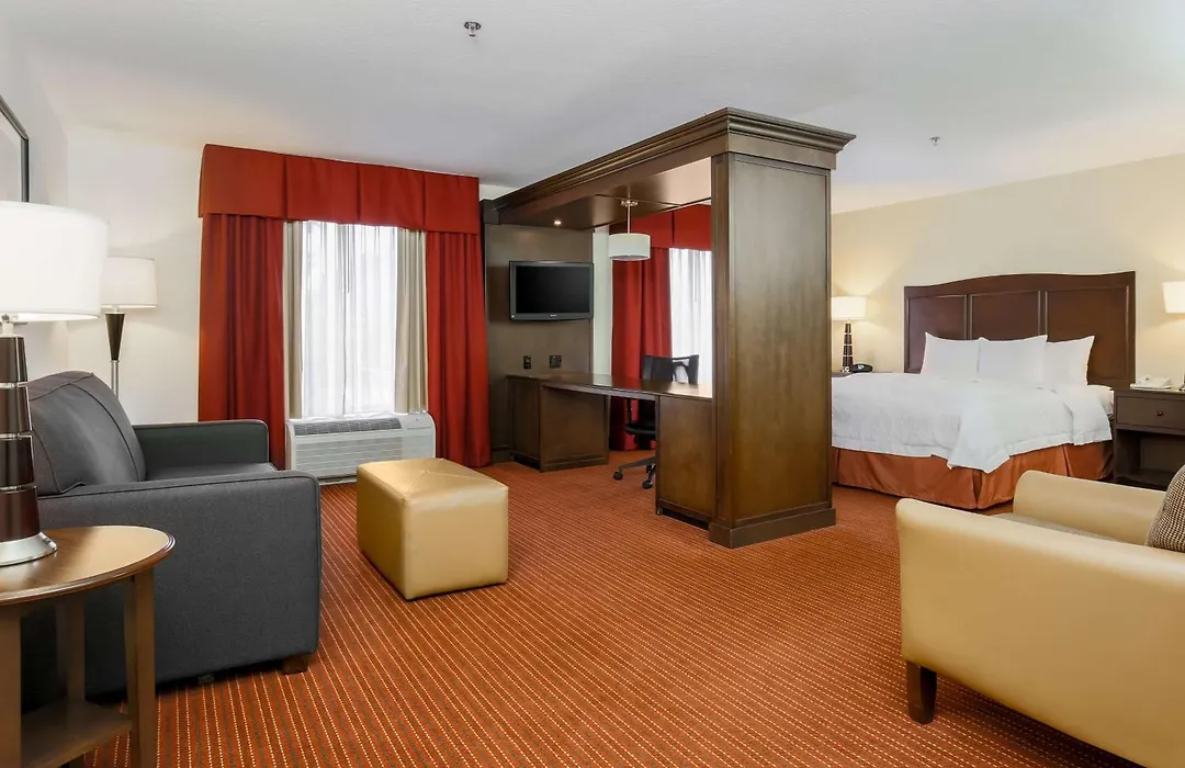 Hampton Inn Champaign/Urbana-1