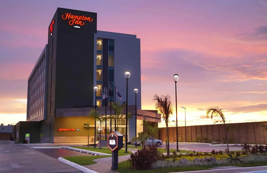 Hampton Inn By Hilton Merida-1