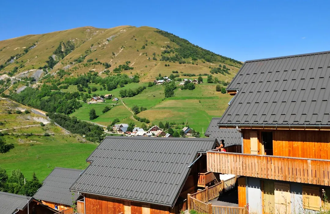 Residence Goelia Les Chalets Des Ecourts-1