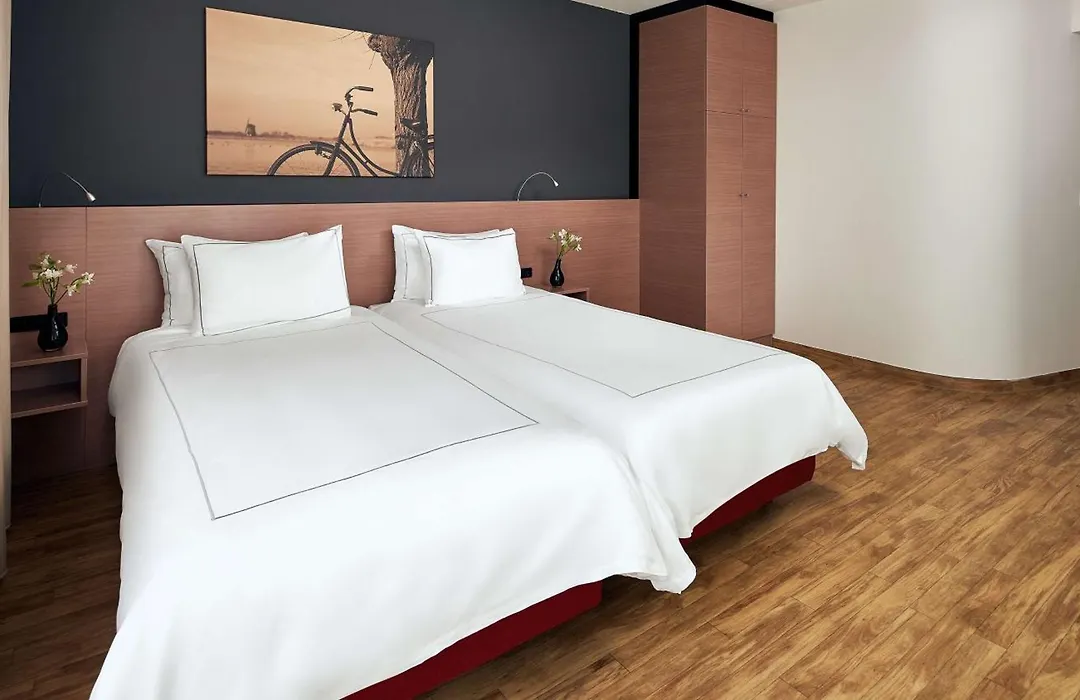 Park Plaza Amsterdam Airport-1