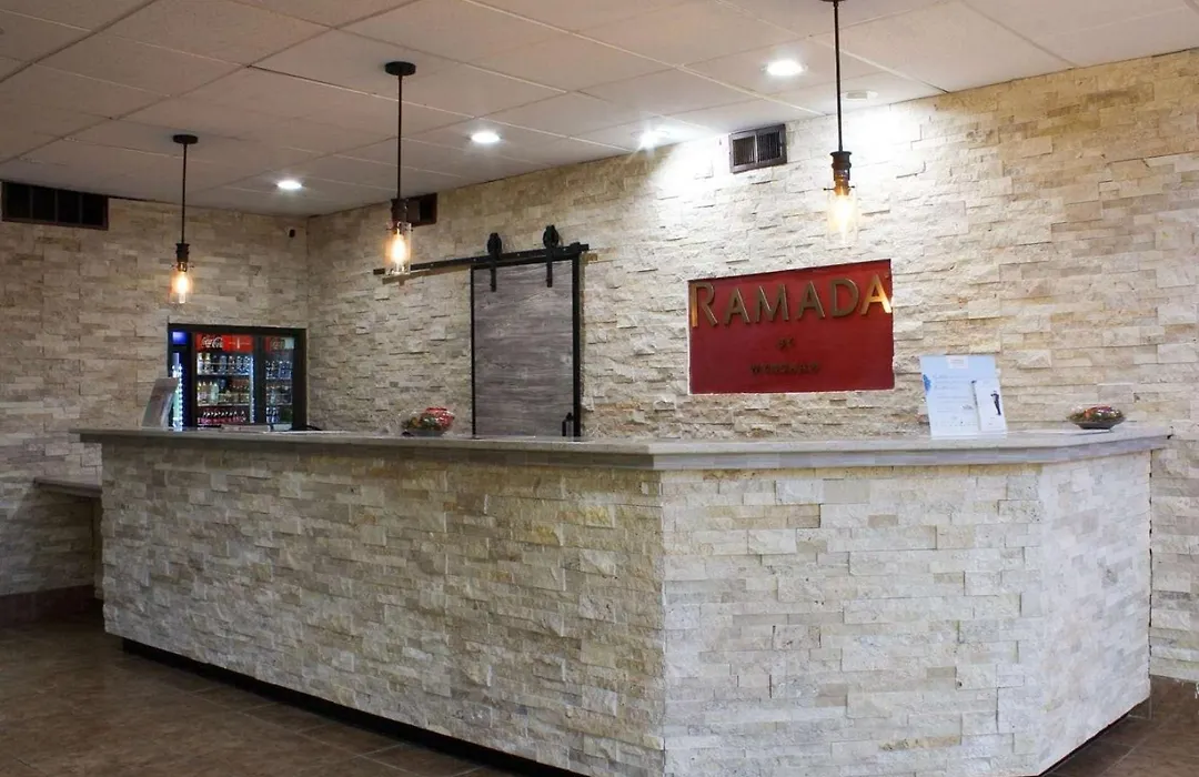 Ramada By Wyndham North Platte-1