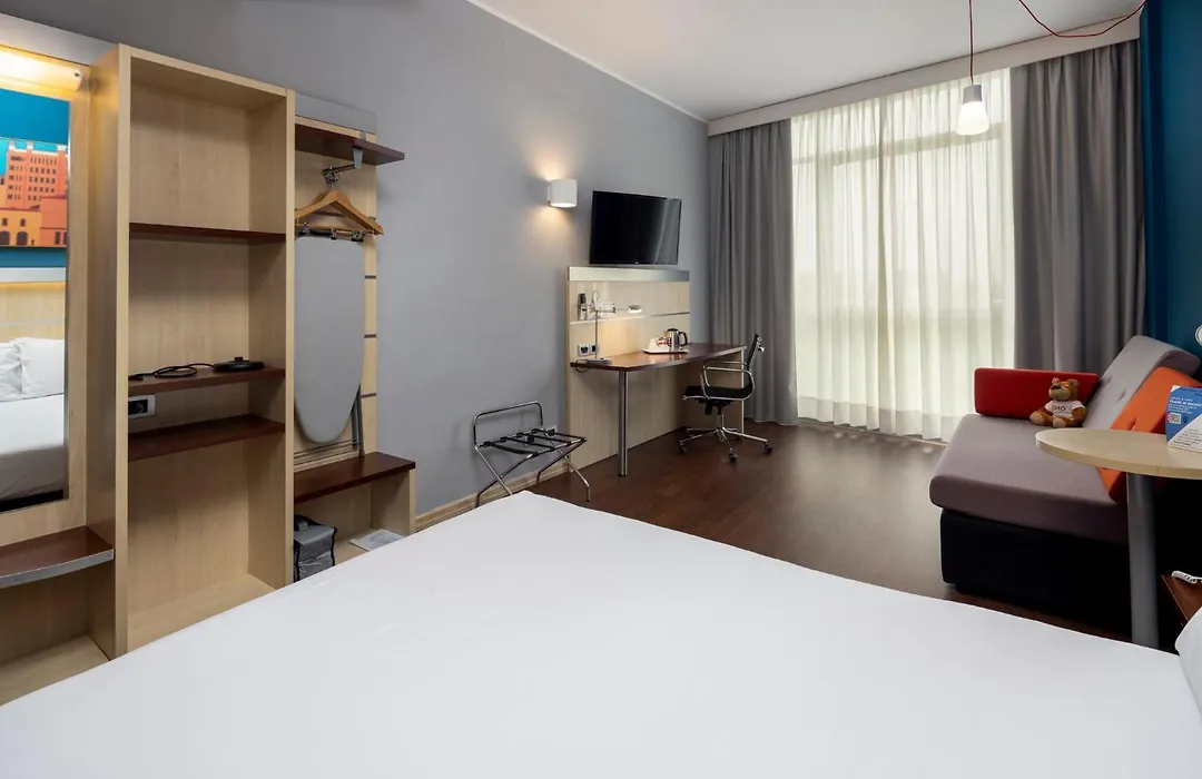 Holiday Inn Express Parma By Ihg-1