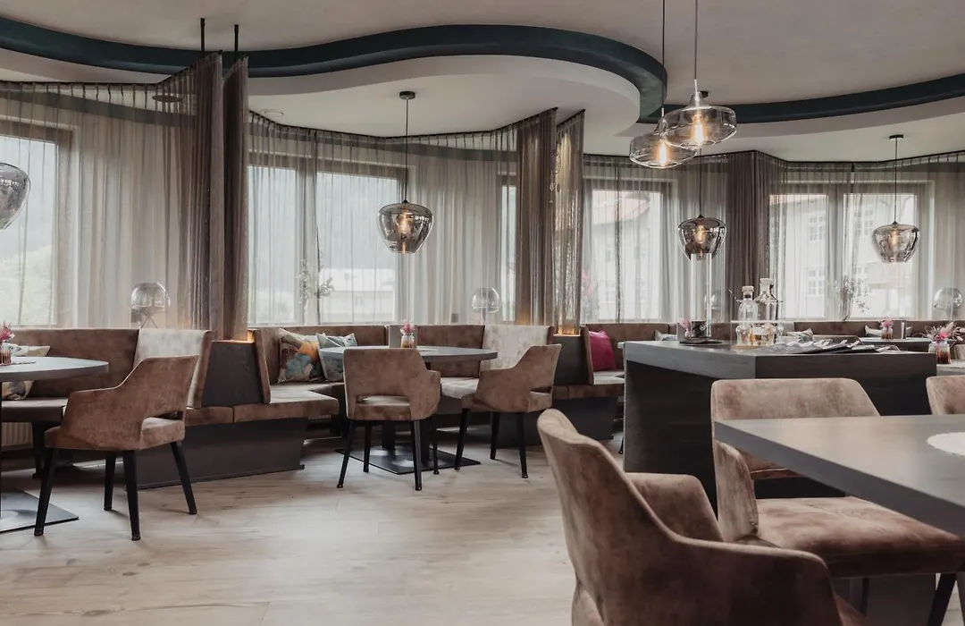 Hotel Kreuz-1