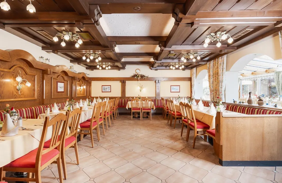Landhotel Stofflerwirt-1