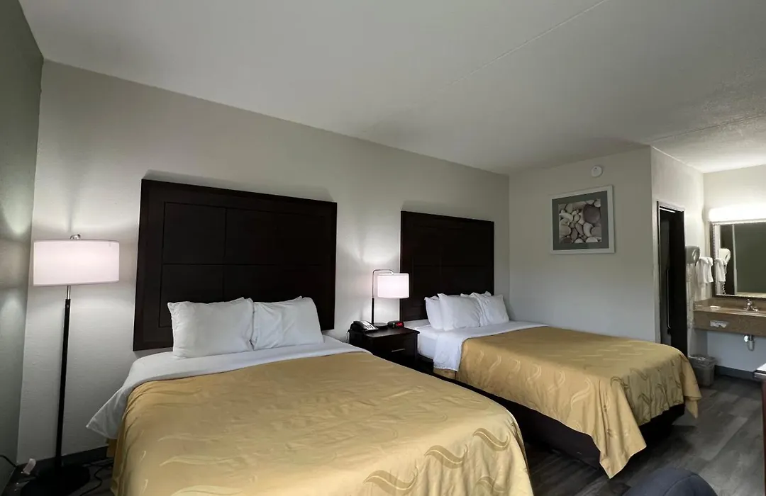 Quality Inn Merriam Kansas City-1