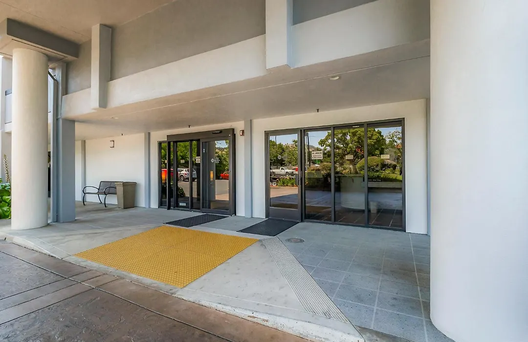 Best Western Plus Wine Country Inn & Suites-1