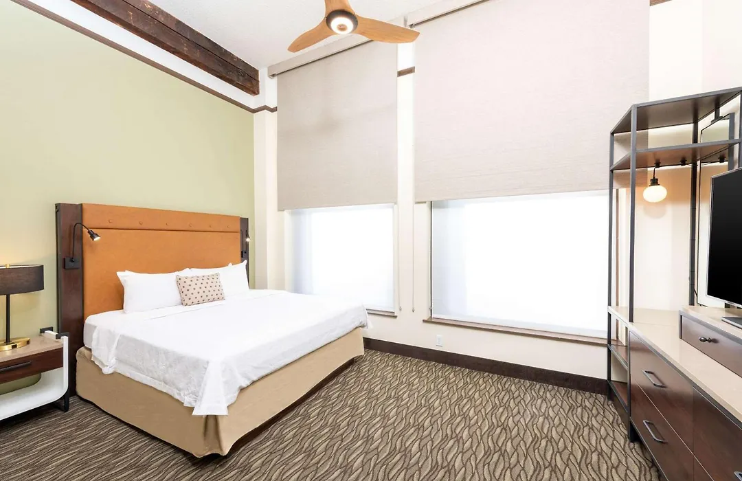 Homewood Suites By Hilton Indianapolis Downtown-1