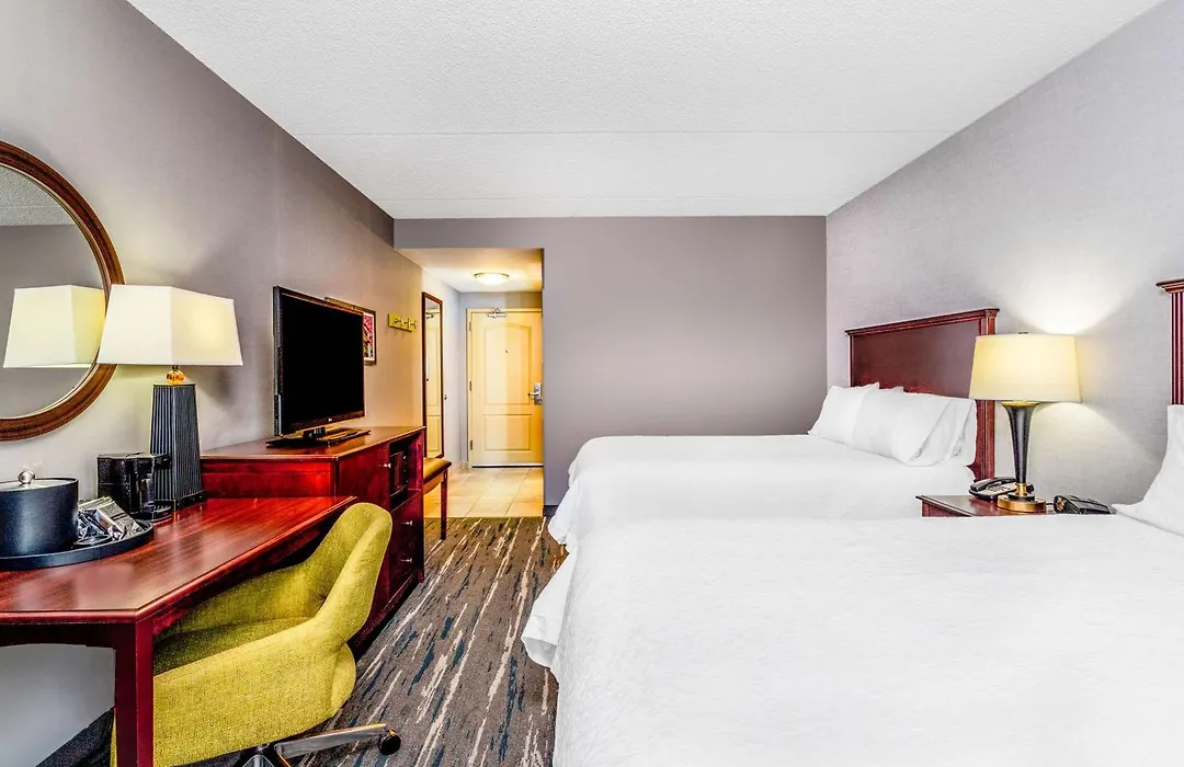 Hampton Inn & Suites Minneapolis St. Paul Airport - Mall Of America-1