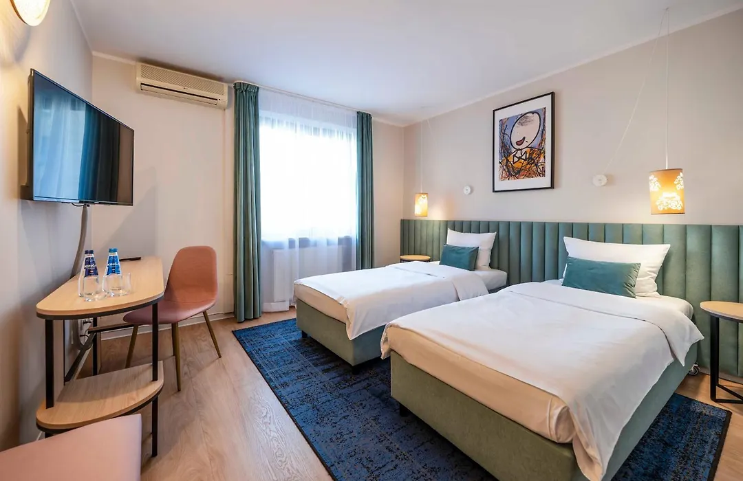 Hotel H12-1