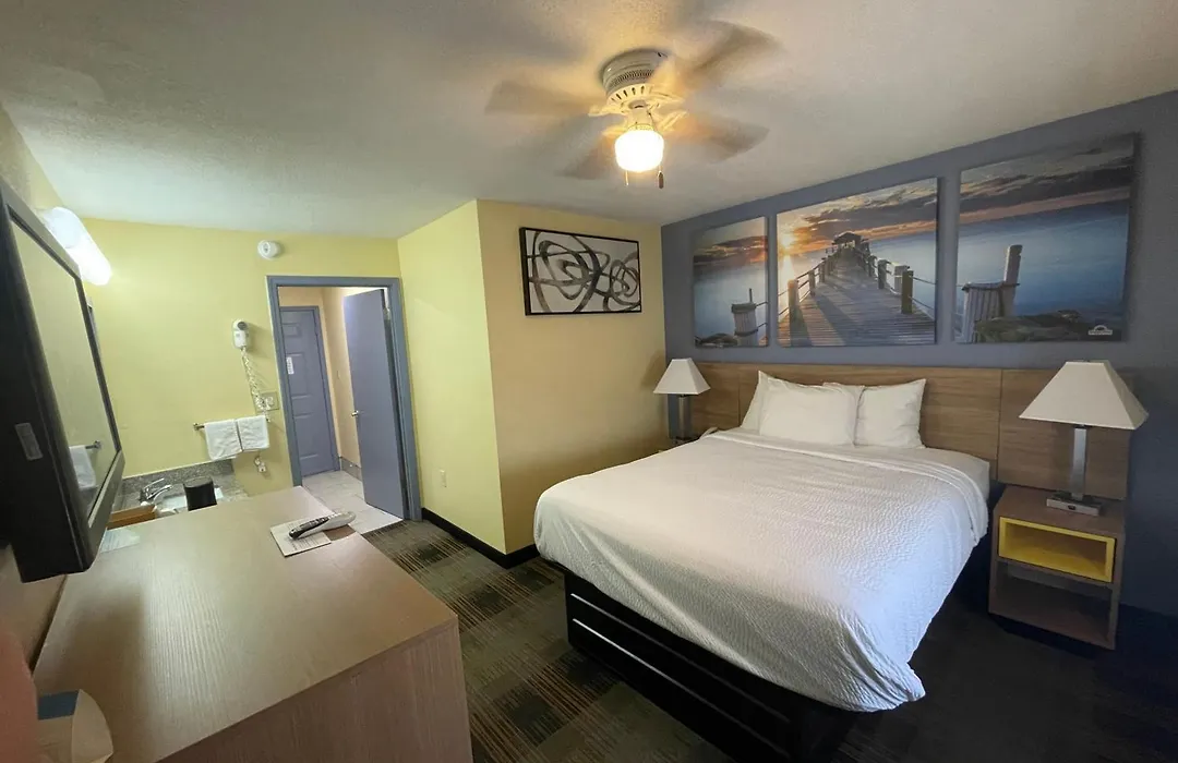Days Inn By Wyndham Holladay-1
