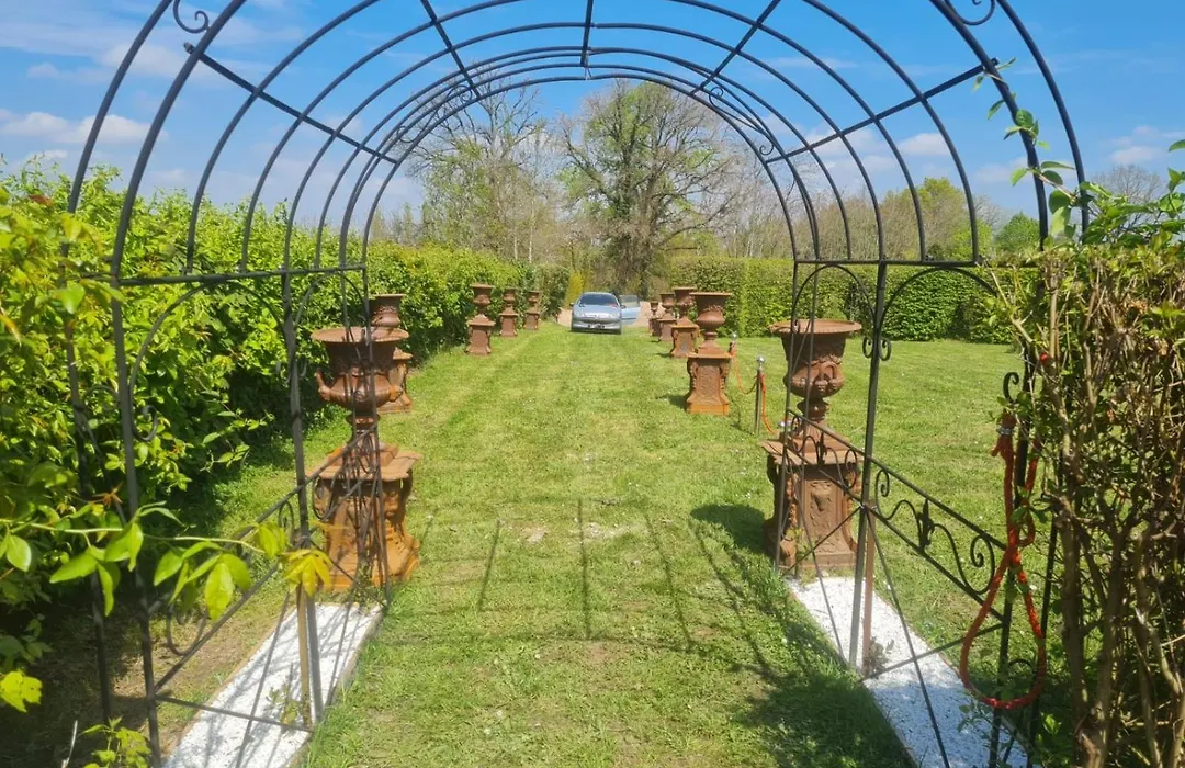 Chateau de Jallanges - Les Collectionneurs-1