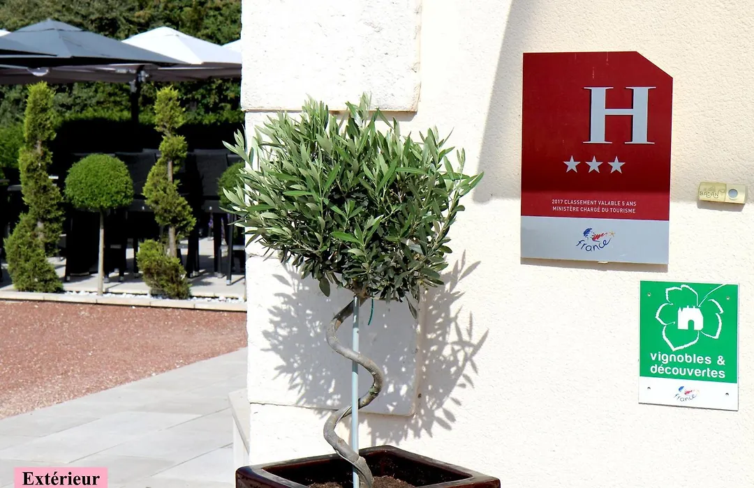 Hôtel Le Clos Badan-1