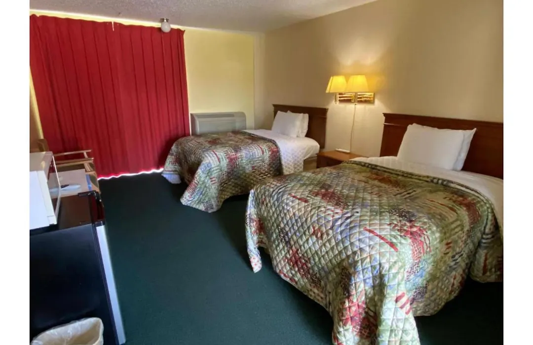 Lake Country Inn-1
