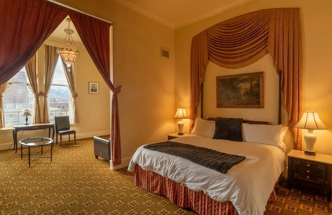 Geiser Grand Hotel-1