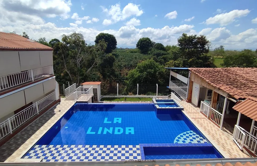 Finca Hotel La Linda-1