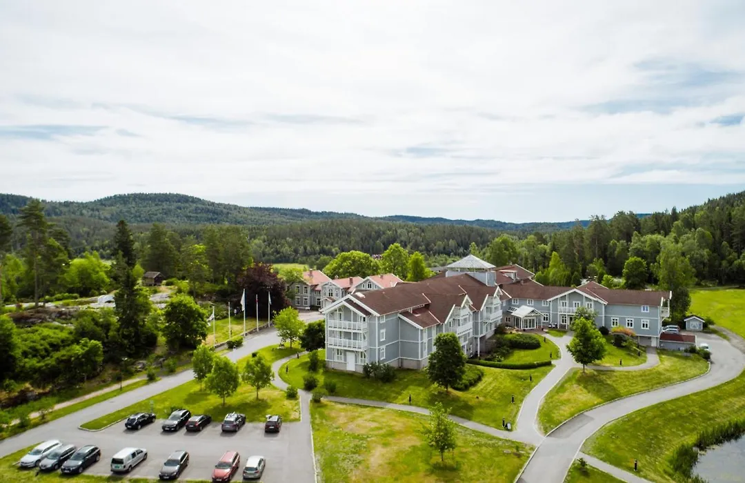 Losby Gods Manor-1