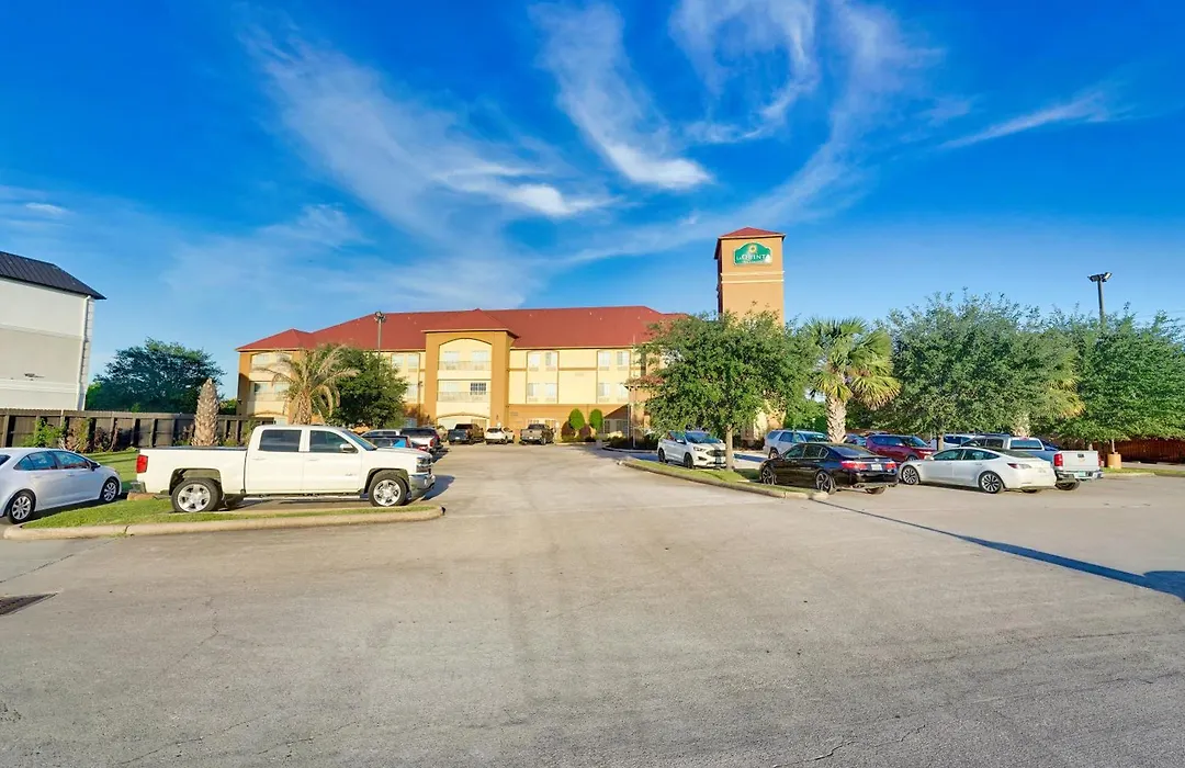 Sonesta Essential Hou Airport Road-1