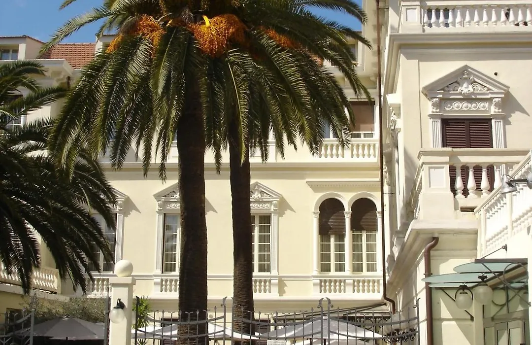 Villa Imperiale Hotel-1