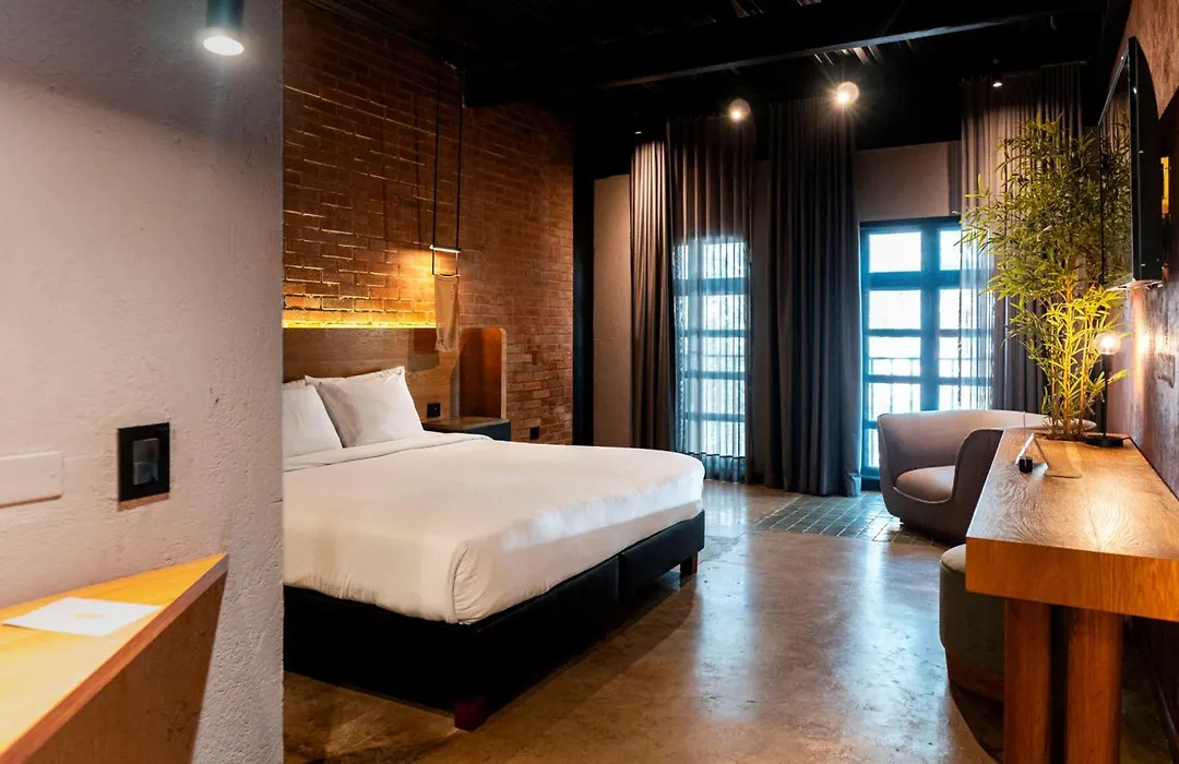 The Art Hotel El Poblado Medellin By Key 33-1
