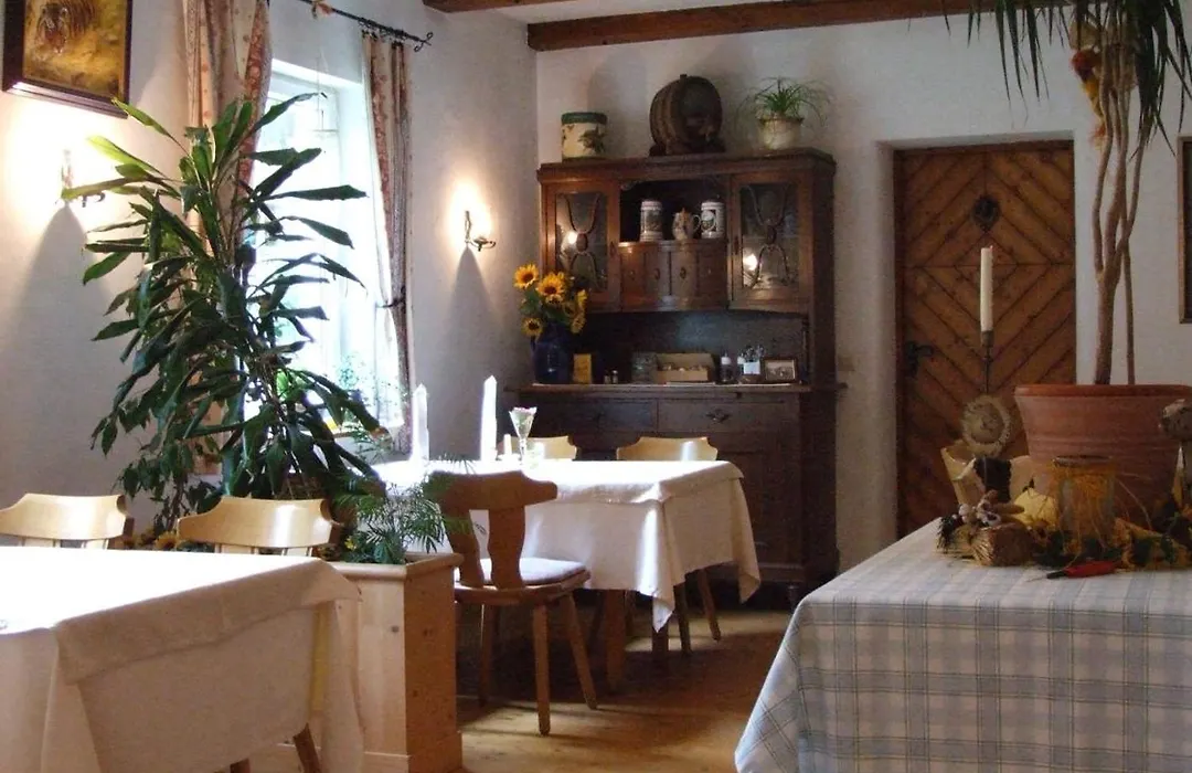 Gasthof zum Hirsch-1