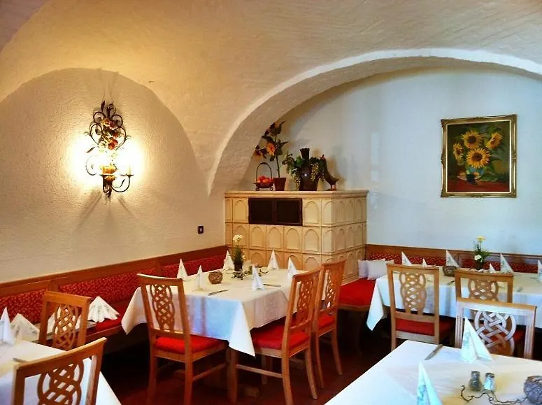Hotel-Restaurant Mayerhofer-1