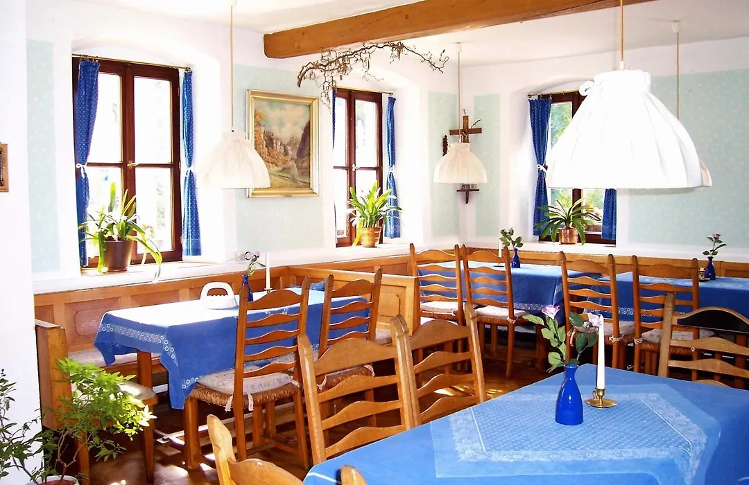 Hotel Krone-1