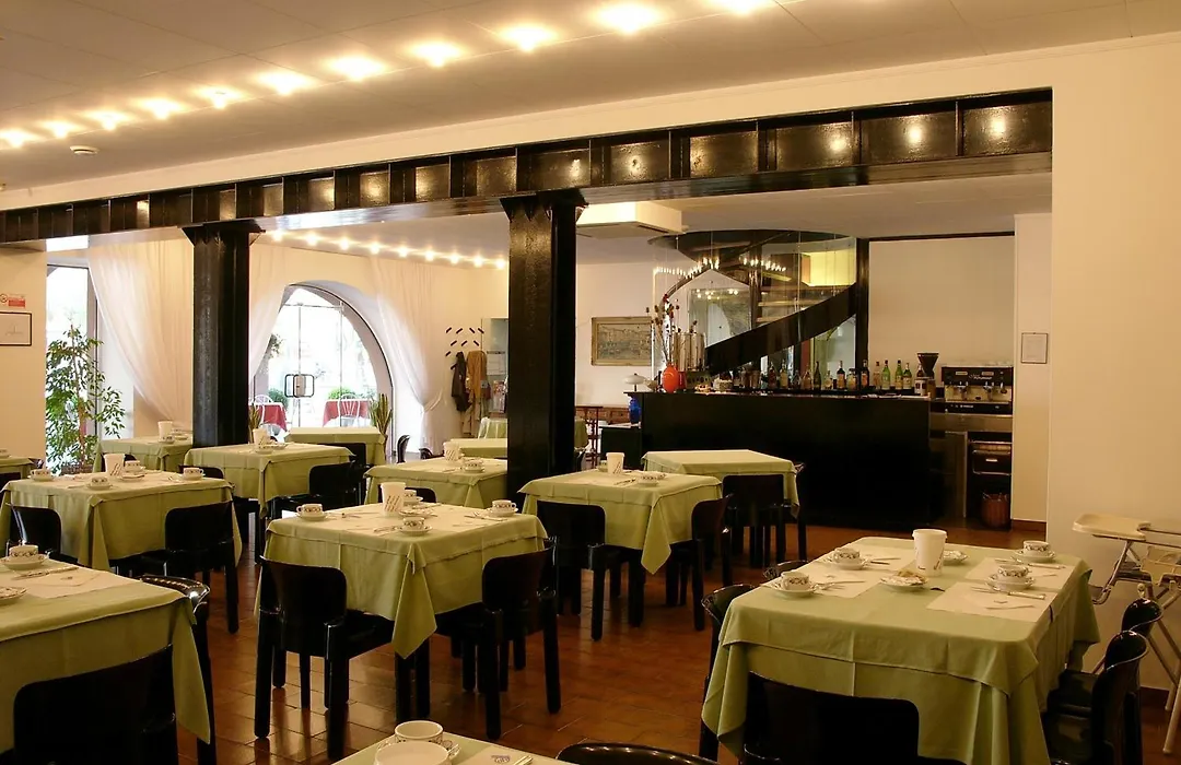 Hotel Piroscafo-1
