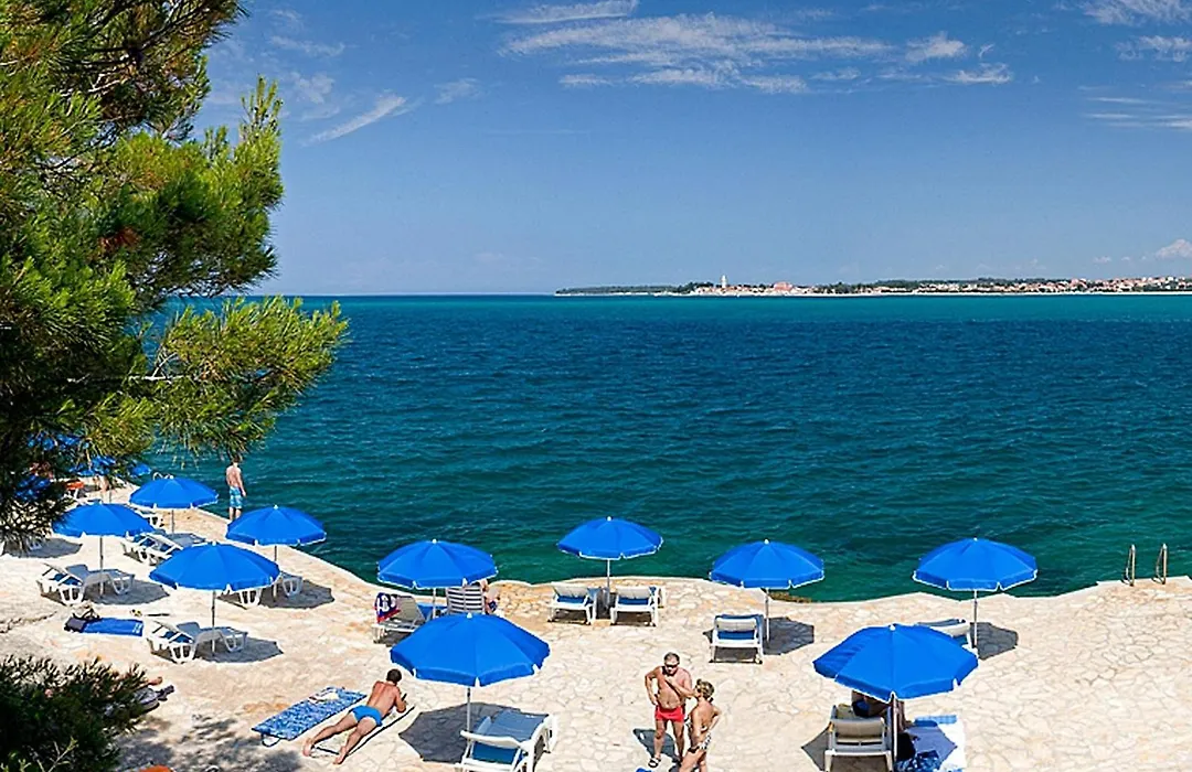 Lanterna Resort-1
