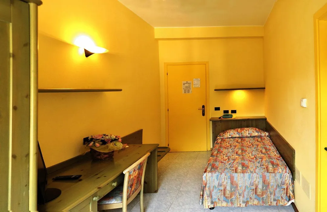 Hotel Salus-1