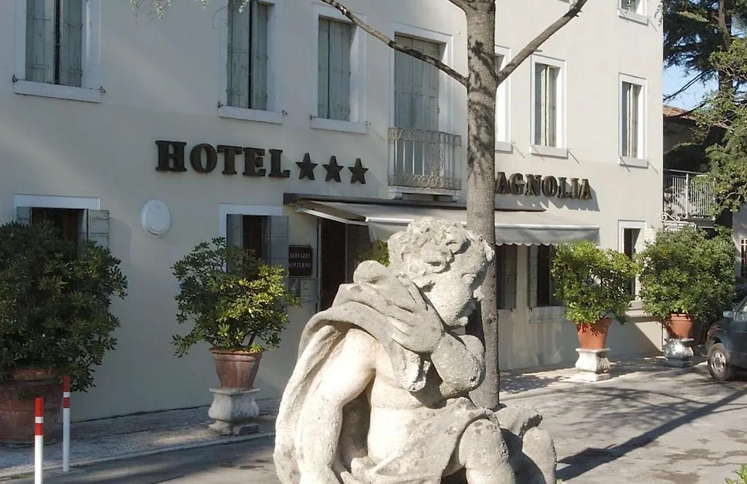 Hotel Magnolia-1