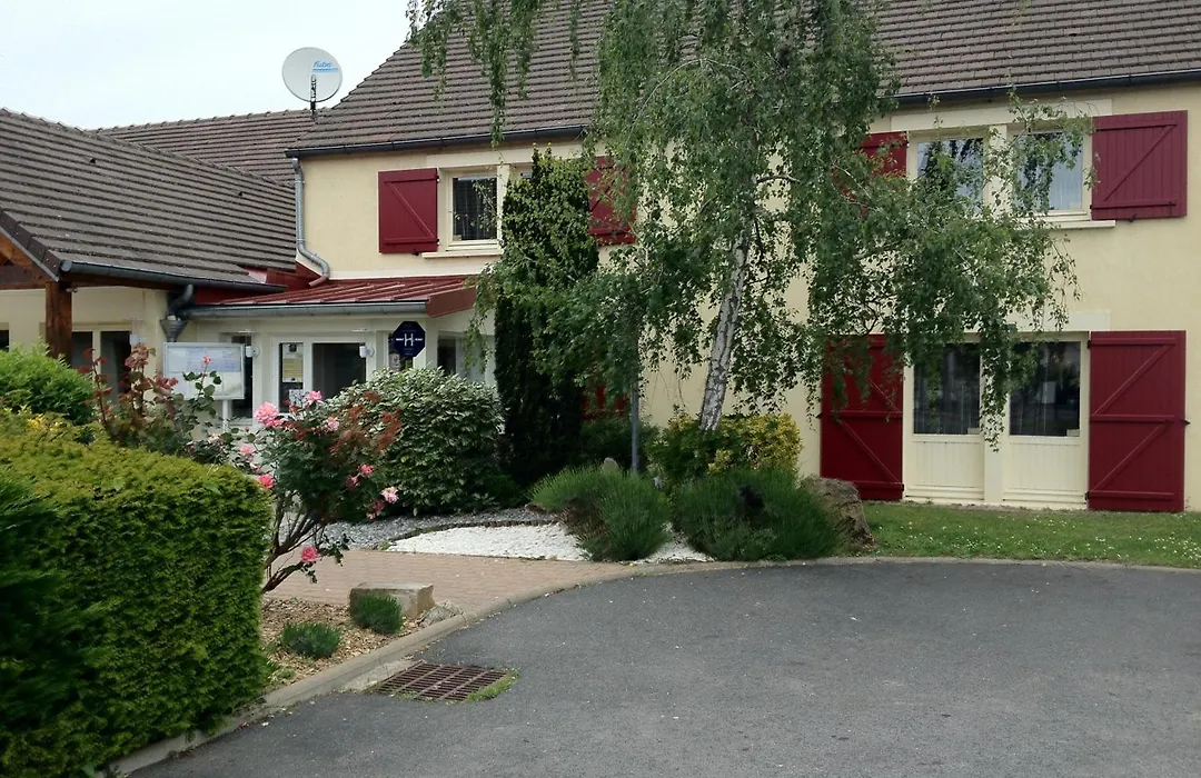 Logis Hotel Restaurant des Lacs Paris Sud-1