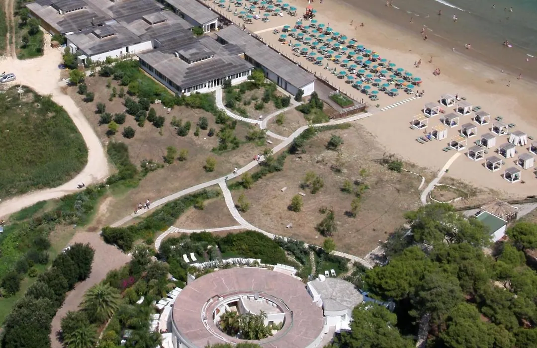 Valtur Baia Del Gusmay Beach Resort-1