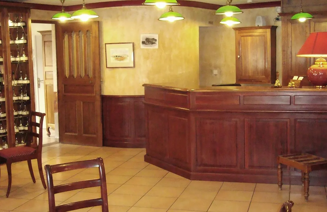 Hotel Restaurant La Martiniere-1